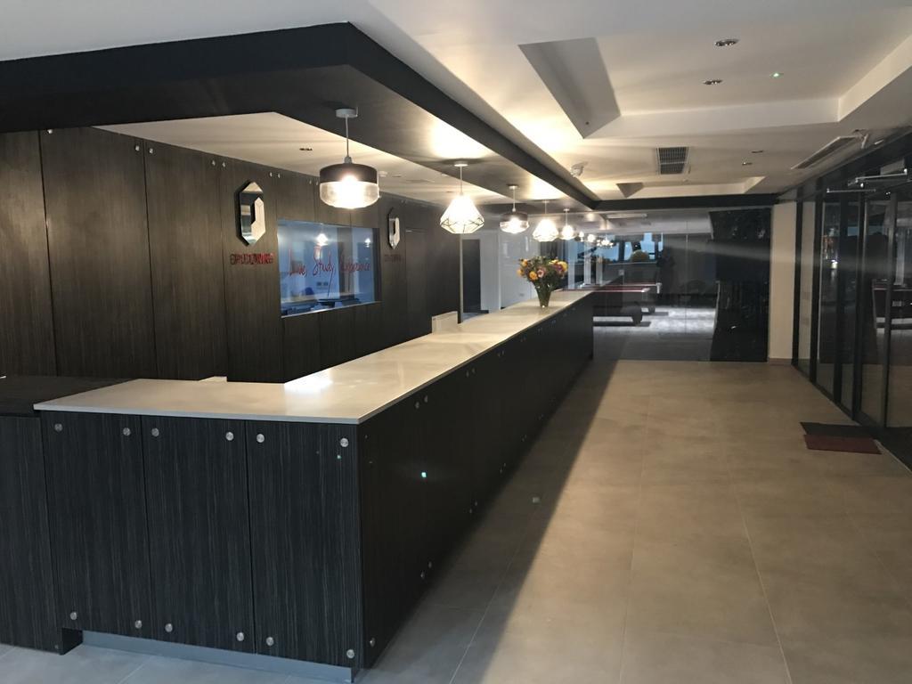 Citi Residences Serviced Rooms/ Apartments Лутон Экстерьер фото